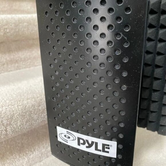 Pyle Compact Microphone isolation Shield Utube and What Not - Picture 3 of 3